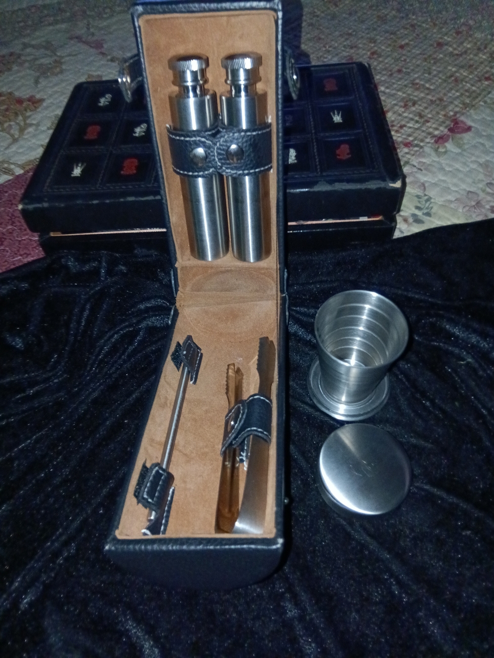 VHTF VERY RARE Brand New Scarface Portable Bar Set - Picture 16 of 16